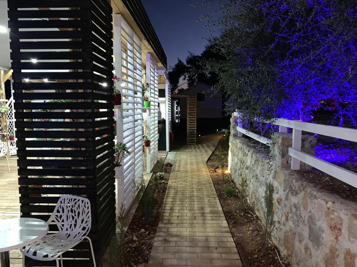 Albanian Garden Hotell Gjilek Eksteriør bilde